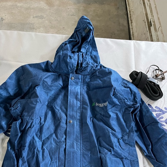 2-Frogg Togg children’s rain jackets (L) - Picture 7 of 7